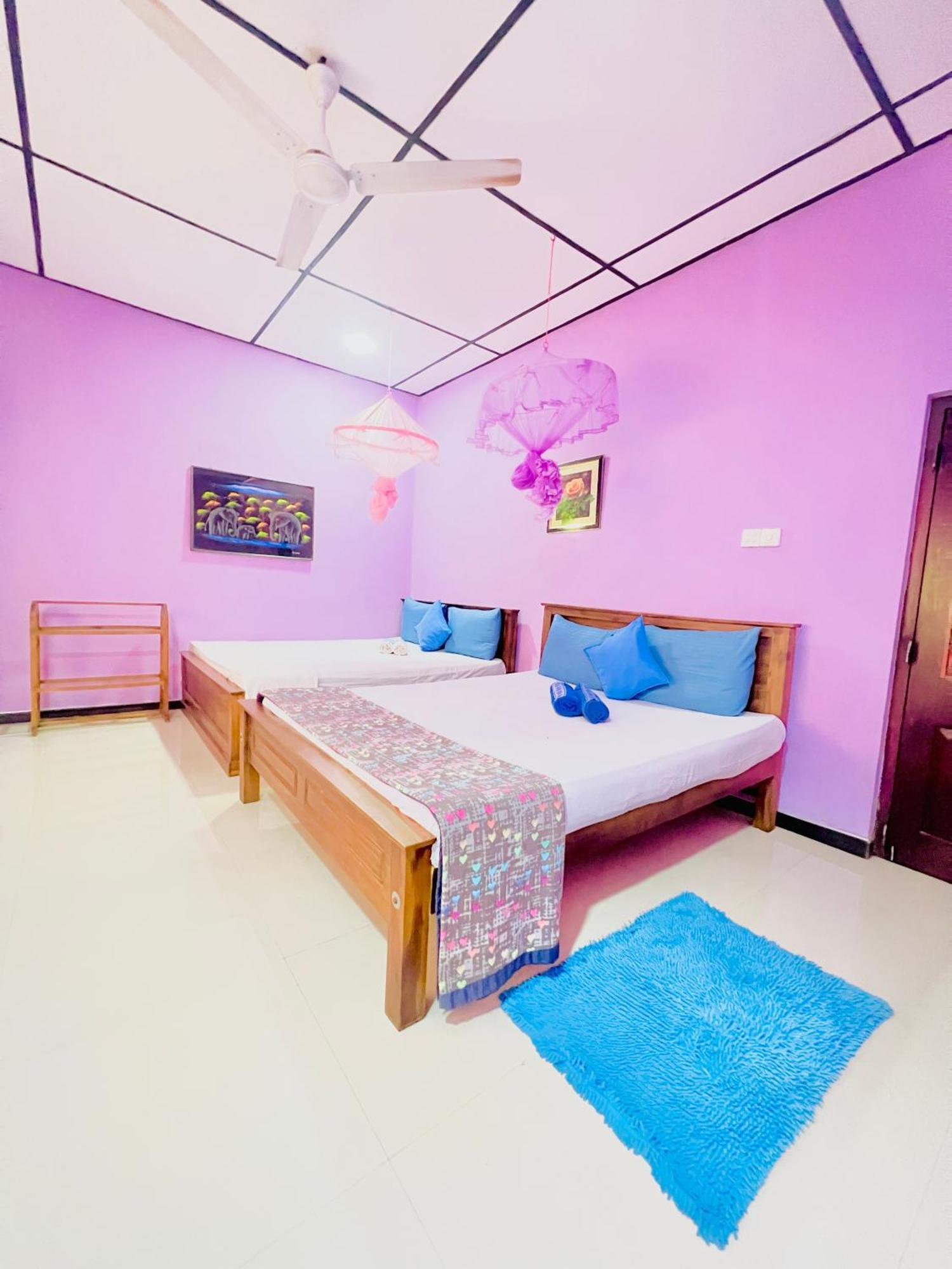 Gloriya Mathews Otel Negombo Dış mekan fotoğraf